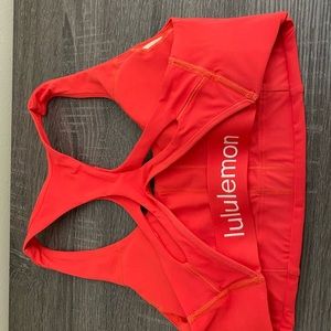 ADORABLE Lulu Sports Bra!